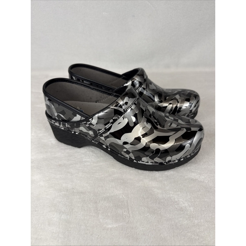 Dansko Womens LT Pro Twisty Leather Patent Clog Size 39 EU 8.5-9 US Nurse
